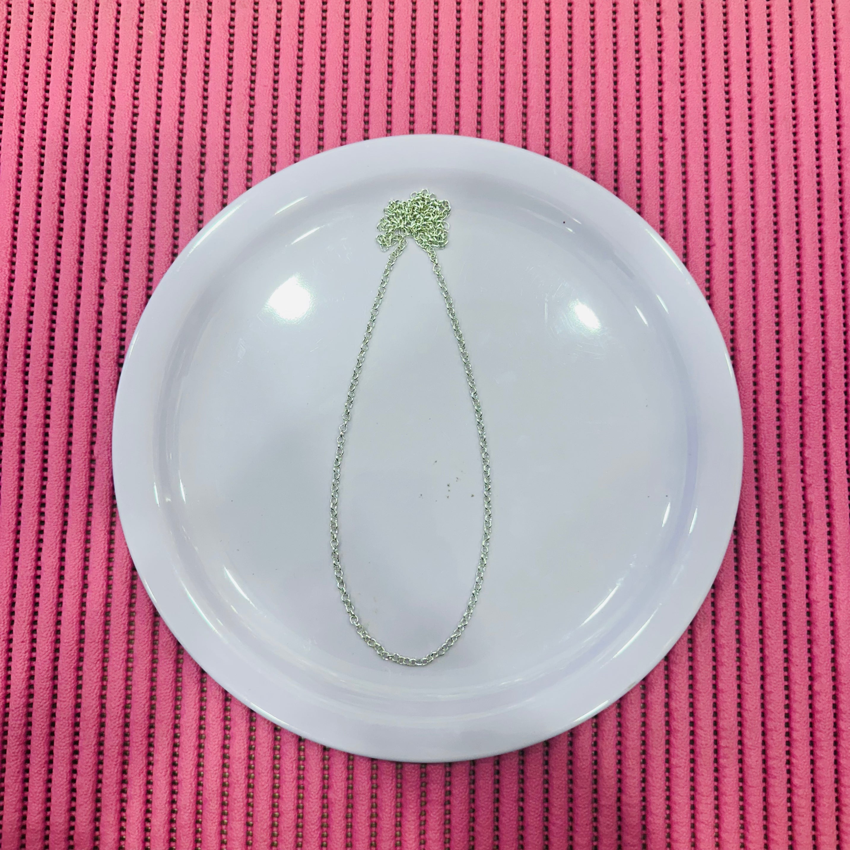 Silver Hanging Chin