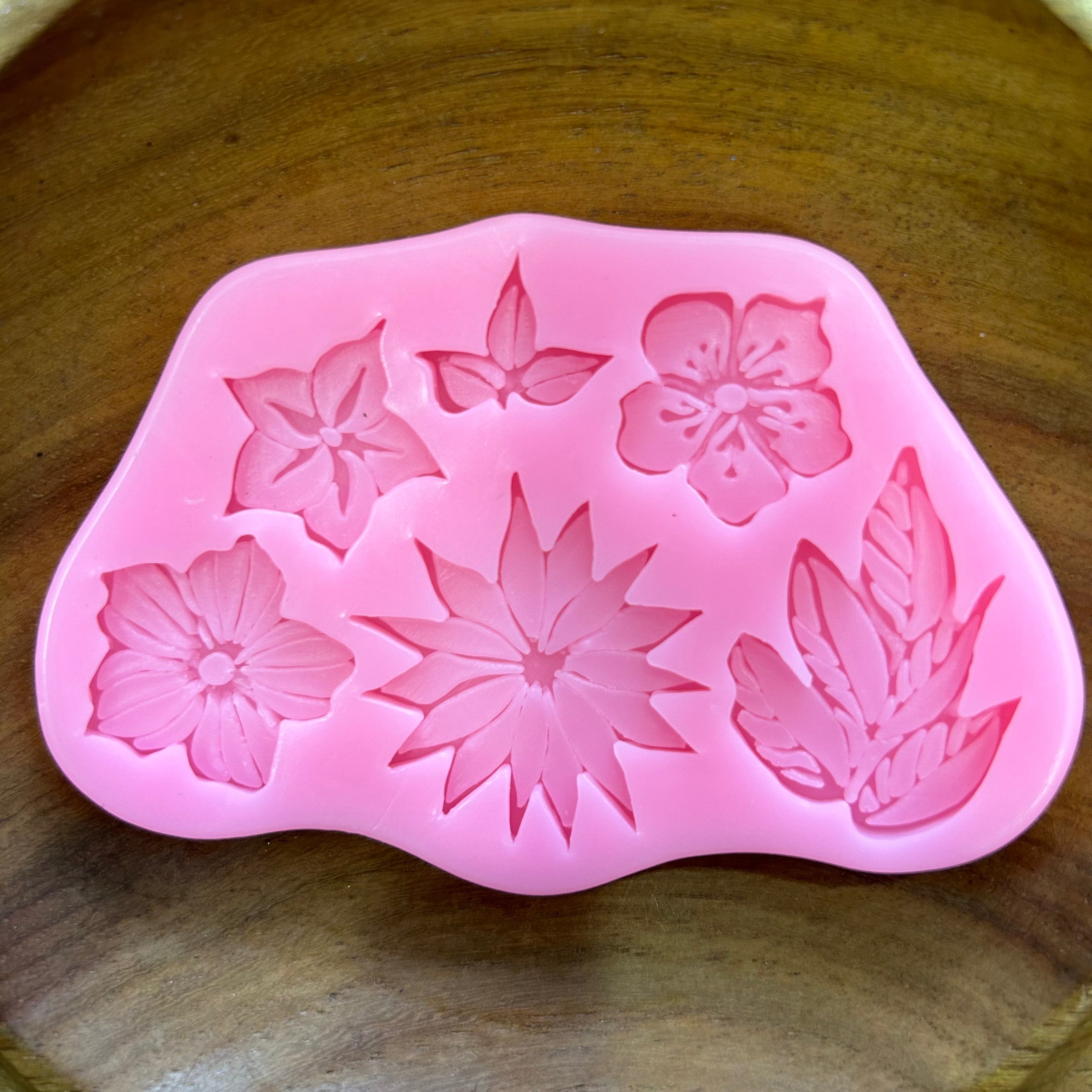 6 Cavity Flower Mould