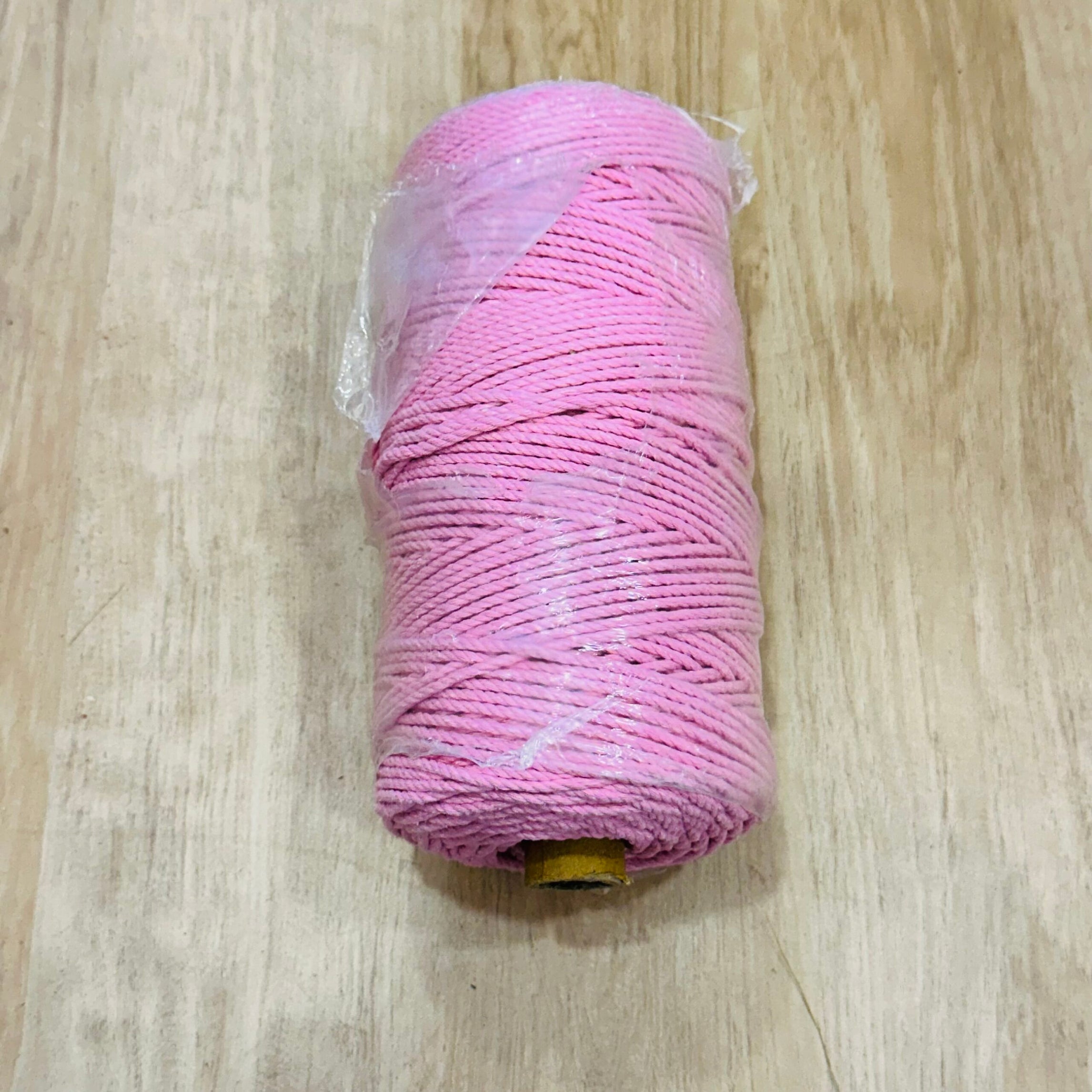 3 mm bubblegum pink Macrame thread