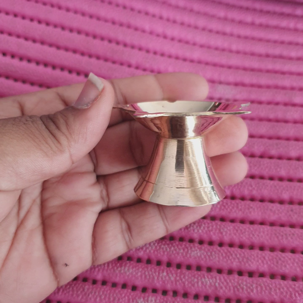 Metal divi