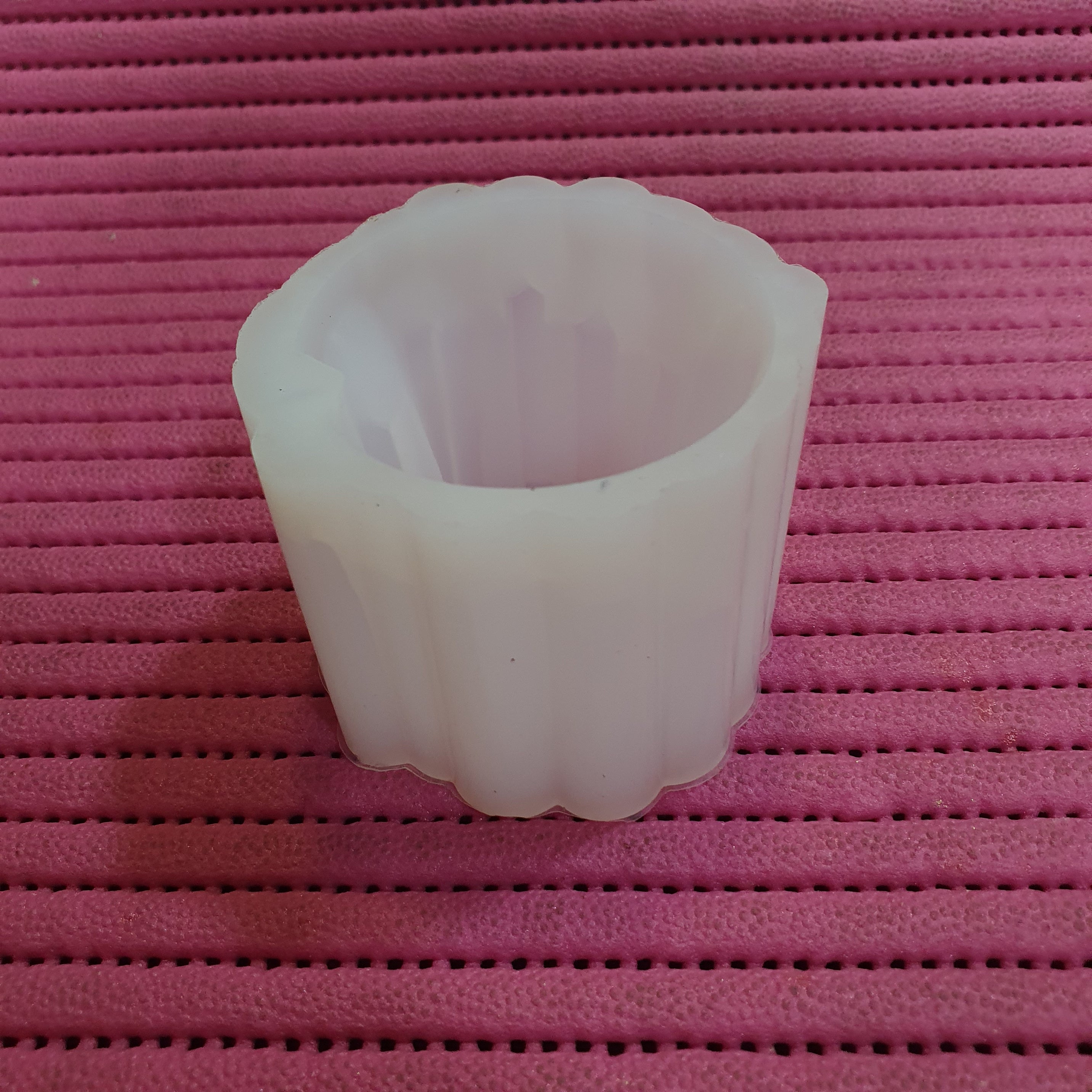 Cluster Tlight Holder Mould