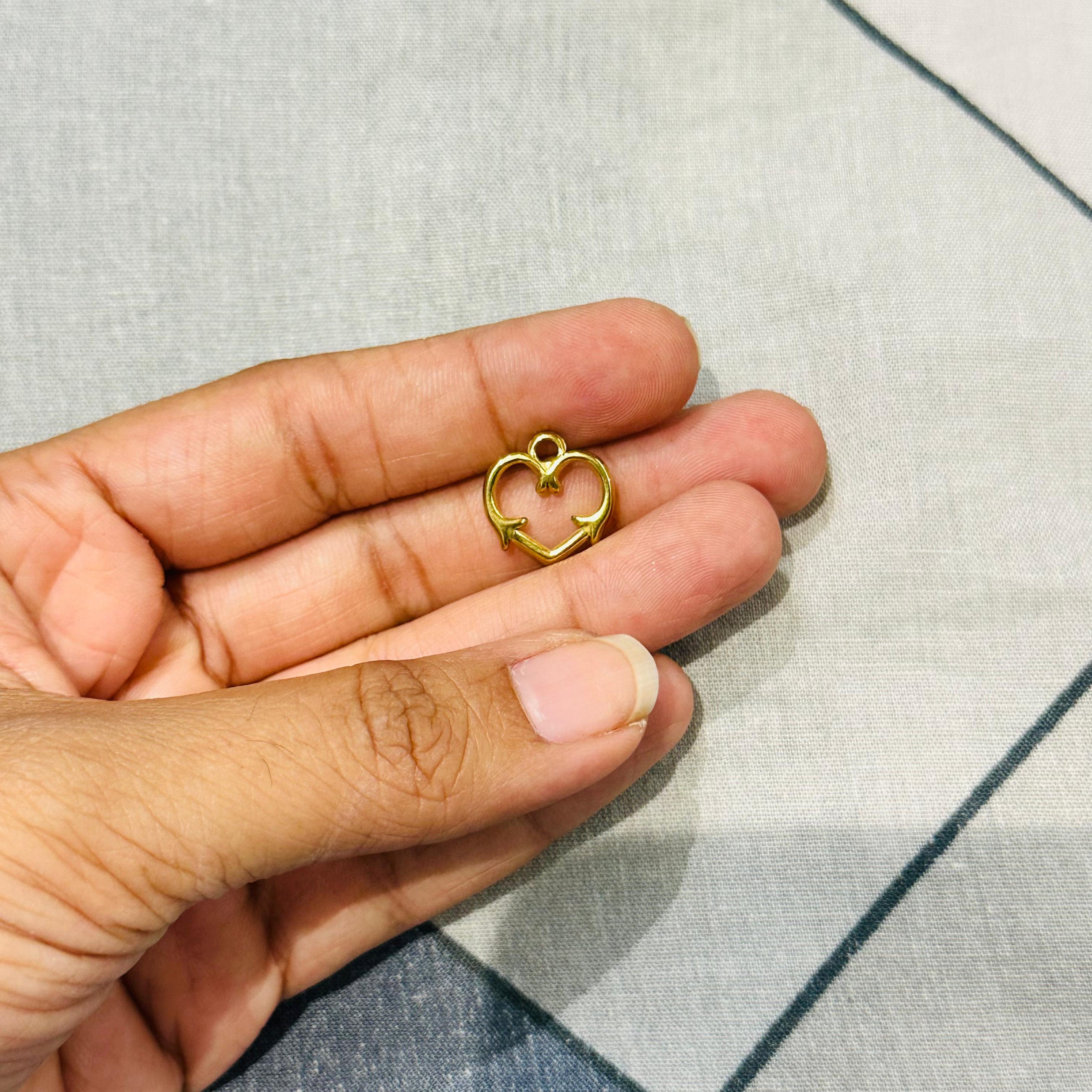 Anti - tarnish Charm -B