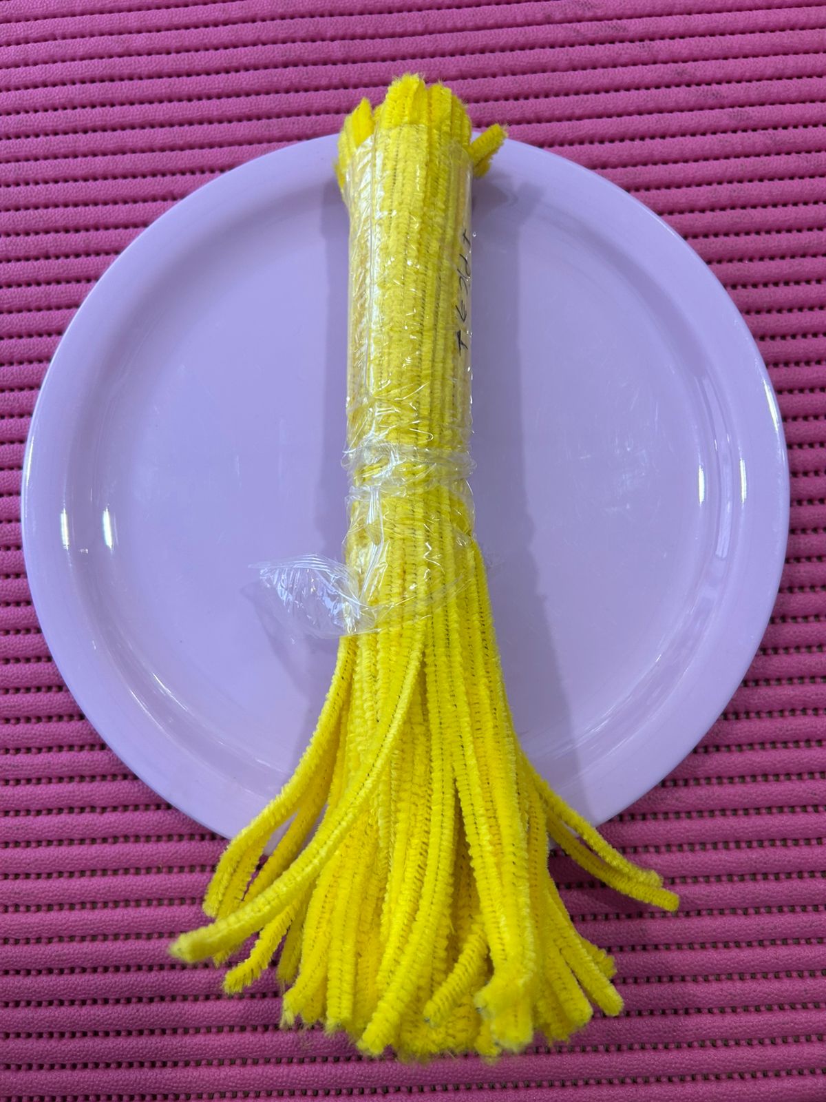 Pipe Cleaner Regular colour one Pcs