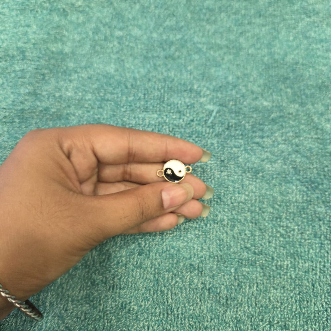 Rakhi Charm-F