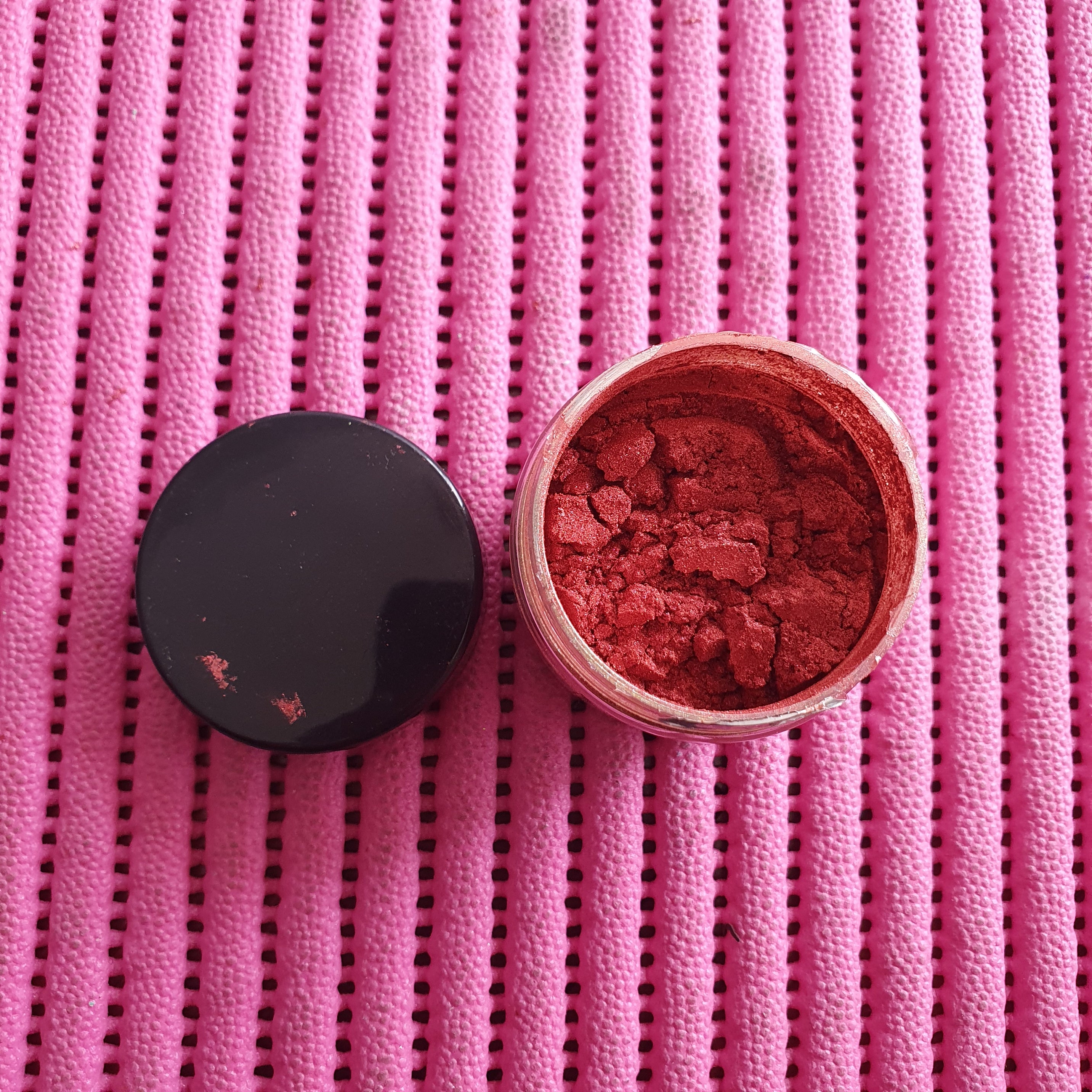 Satin Bargundy Mica Powder