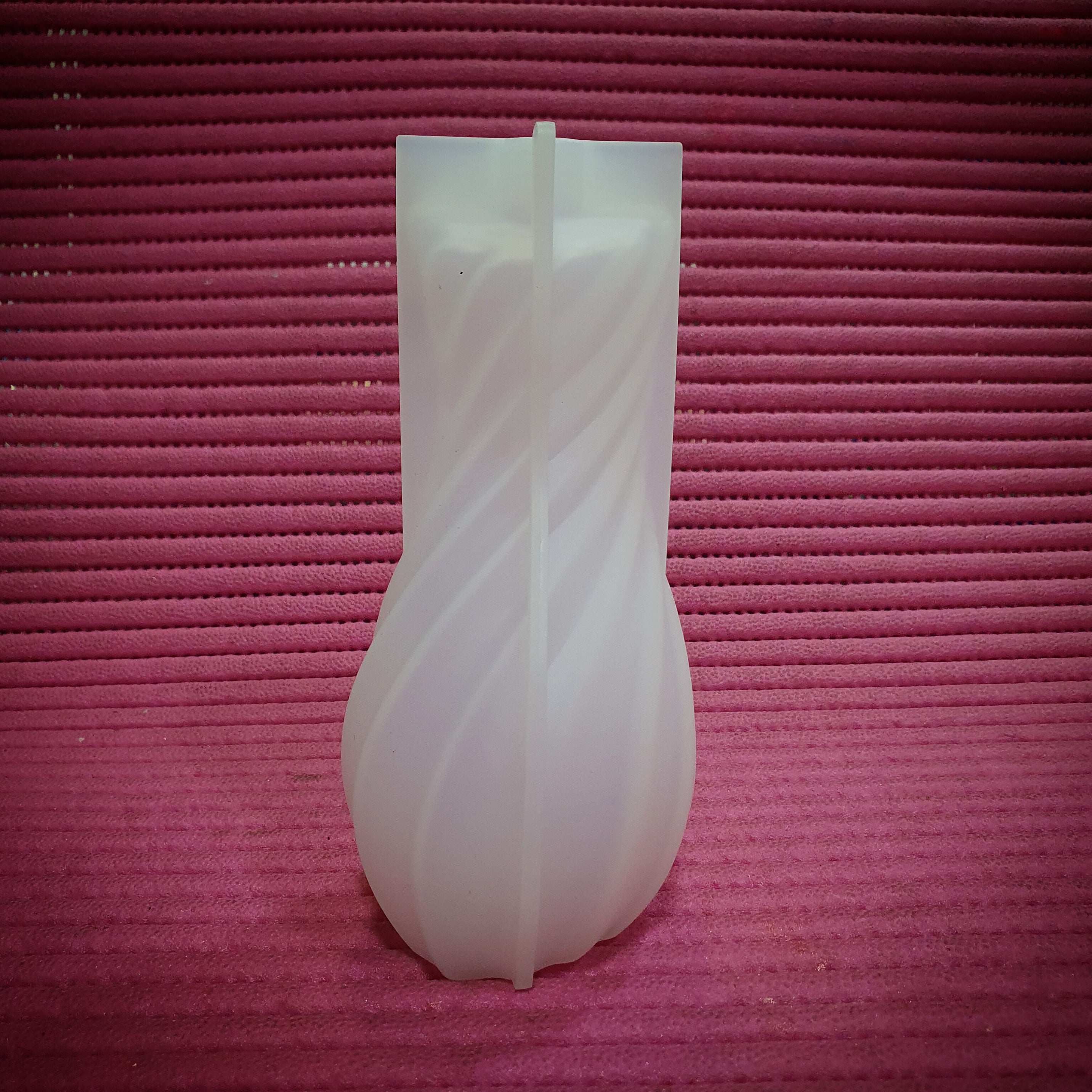 Fine Oblique Mouth Vase Mould