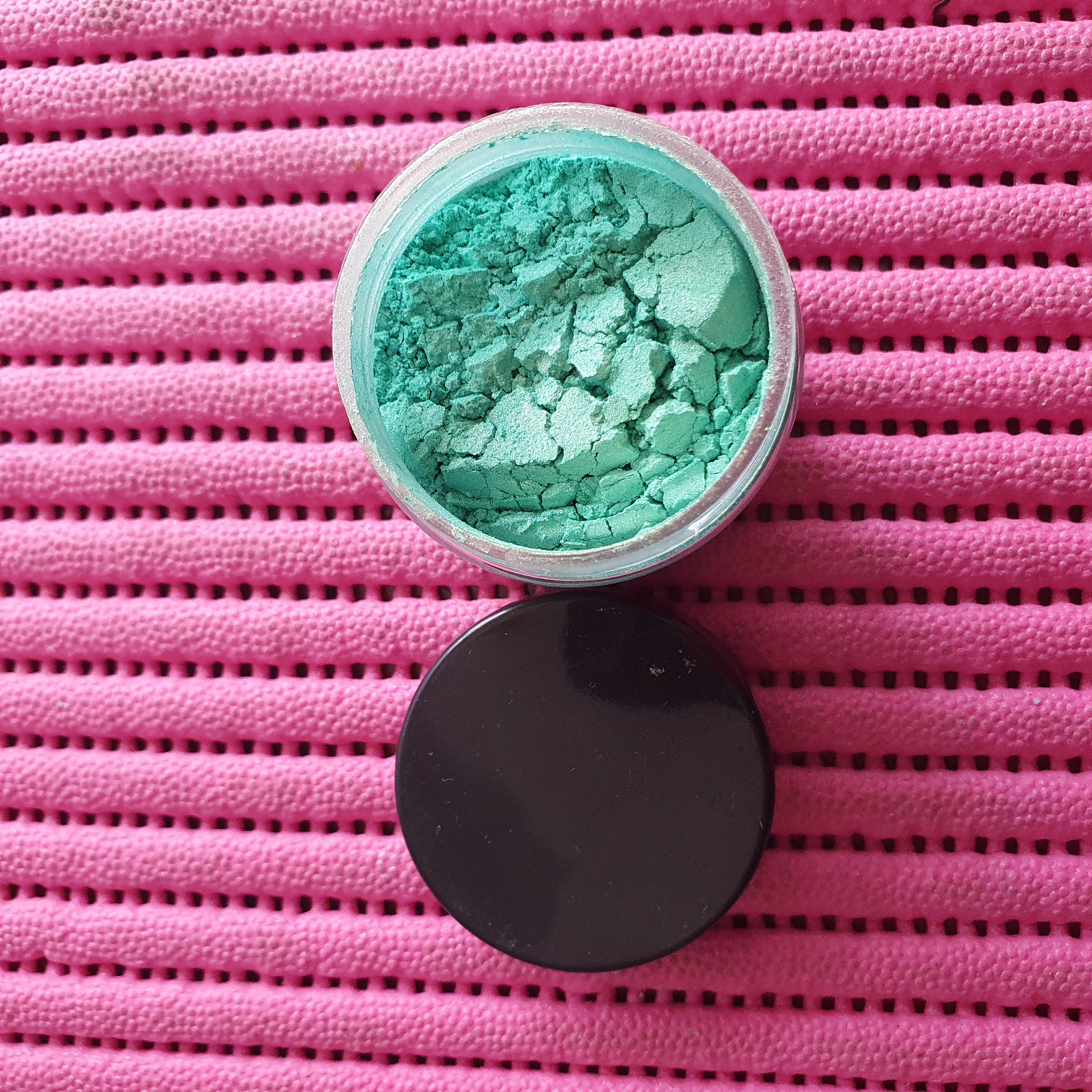 Golden Green Mica Powder