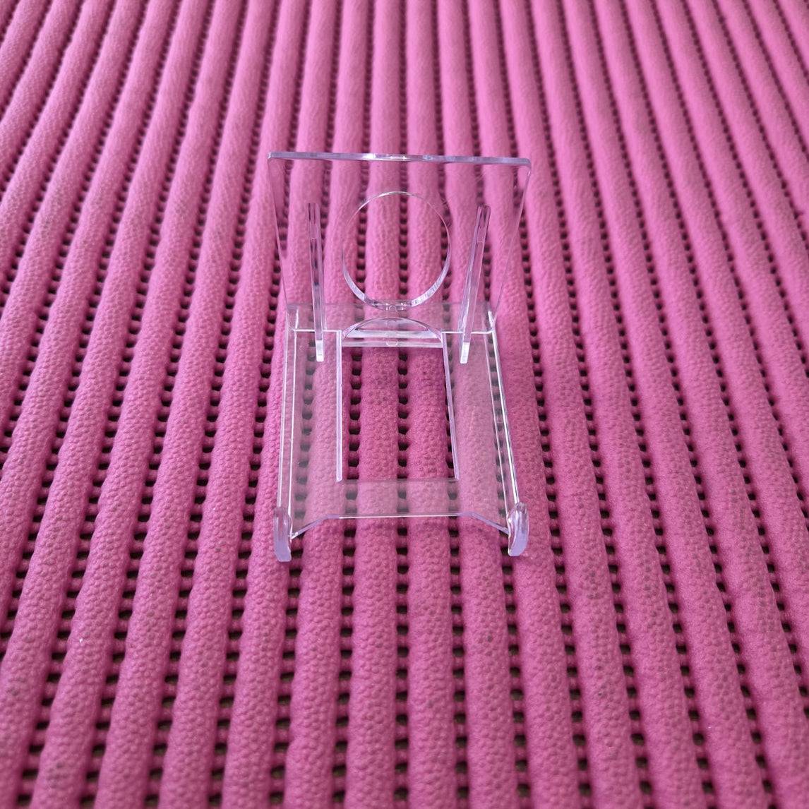 Small Acrylic Plastic Adjustable Stand
